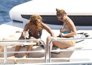 Mel B Lesbian Porn - Bikini-clad Mel B kisses girlfriend during saucy afternoon on yacht with  husband Stephen Belafonte in Sydney | Daily Mail Online