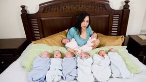 huge pregnant stomach with dectuplets - Octomom who turned to porn to make ends meet has turned her life around -  for her 14 kids - Mirror Online