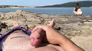 jerk stranger - Stranger saw me Jerking off at Public Beach and helped me cum with her  Sneakers - Sunporno