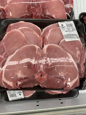 Meat Porn - Meat porn. : r/dontputyourdickinthat