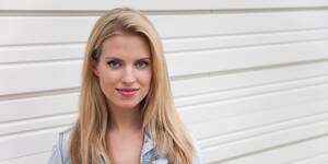 Barbara Dunkelman Sexy - Meet Barbara Dunkelman: Internet celebrity, community manager, superhero