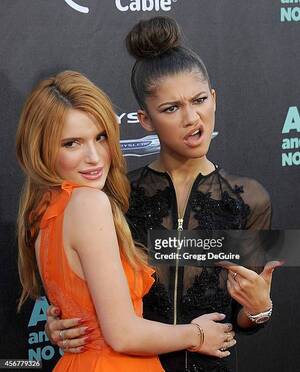 Bella Thorne And Zendaya Lesbian - 1,263 Zendaya Bella Thorne Photos & High Res Pictures - Getty Images