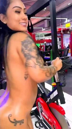 fitness nude tits - Watch Latina is making exercise naked - Latina, Big Ass, Big Tits Porn -  SpankBang