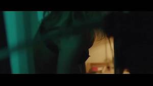 Eliza Taylor Shemale Porn - Eliza Taylor Having Sex in The November Man