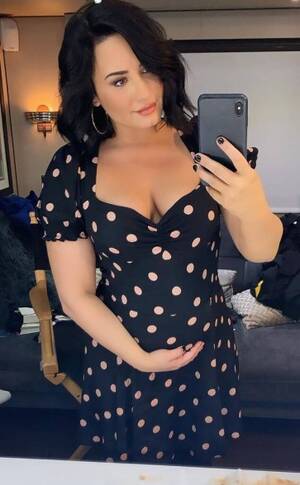 Demi Lovato Porn Captions - Demi Lovato's Role on â€œWill and Graceâ€ Revealed â€¢ Instinct Magazine