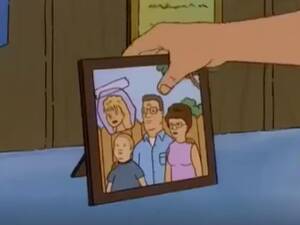 Luanne And Bobby Hill Porn - Spotted this in season 2 on my current rewatch, Hank taped Luanne into a  family photo ðŸ¥¹ : r/KingOfTheHill