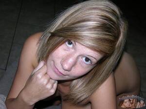 Amateur Freckles - Absolute Adorable Amateur Blonde Babe With Freckles Modeling Nude