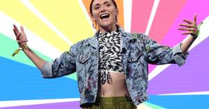 Alyson Stoner Lesbian - Alyson Stoner Says They Were Fired From a Popular Children's Show After  Coming out as Queer: â€œThey Felt That I Was Unsafeâ€ | Decider