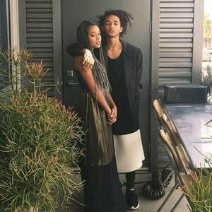 Jaden Smith Gay Porn Black - Jaden Smith Wears a Dress to Prom (Deal With It)