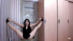 asian contortionist xxx - Cuine_Du - Flexible Asian gymnast #2