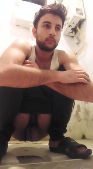 Azeri Man Porn - Azeri guy shitting full part 4 - ThisVid.com