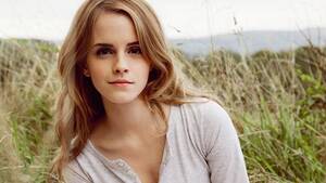 Emma Watson Sex Tape - Emma Watson prepares for legal action over photos stolen from her phone