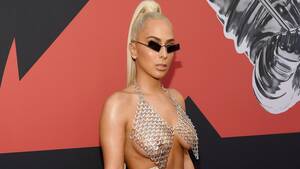 latina naked christina aguilera - The Most Daring Red Carpet Looks of All Time | Entertainment Tonight