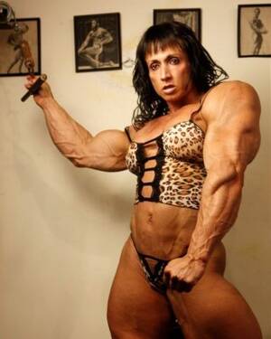 Mature Muscle - Mature Female Muscle Porn Pics - PICTOA