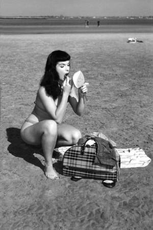 Bunny Yeager Porn - Bettie Page; photo by Bunny Yeager.