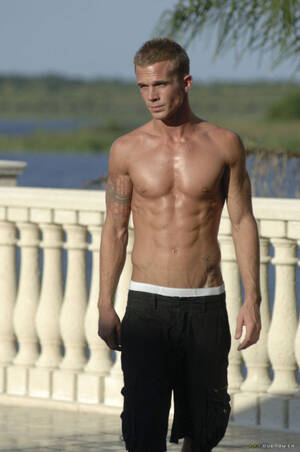 cam gigandet shirtless - takemetobedandloosemeforever: Cam Gigandet Tumblr Porn