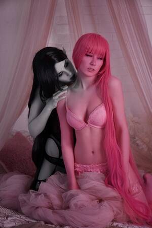 Marceline Cosplay Porn - Marceline and Princess Bubblegum by Princess Hyuna and Murph Cosplay -  Hentai Cosplay