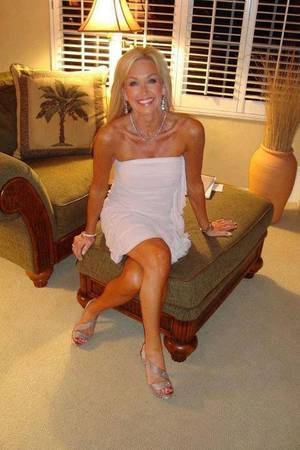 Hot Cougar Moms Milf Porn - 29 best Mature images on Pinterest | High heeled footwear, Heels and High  heel