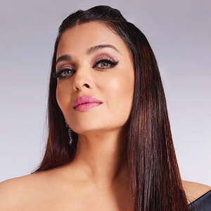 Aishwarya Rai Xxx Videos - Aishwarya Rai's Botox is Not Our Problemâ€¦ | The Voice Of Fashion