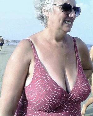 granny beach voyeur gallery - Grannies on beach Porn Pictures, XXX Photos, Sex Images #681644 - PICTOA