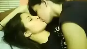 greasy indian lesbian sex - Indian Lesbian Massage College Girl indian tube porno on Bestsexxxporn.com