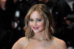 Jennifer Lawrence Extreme Porn - Who's at fault over J-Law's nude photo hack? | CNN