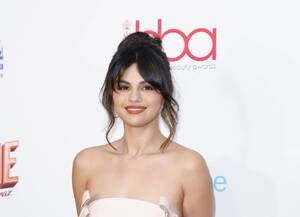 Funny Selena Gomez Real Porn - Selena Gomez Said She Felt Pressured To Be Overtly Sexual And \