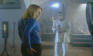 Daleks Dr Who Billie Piper Naked Sex - Billie Piper as Rose admiring her rear