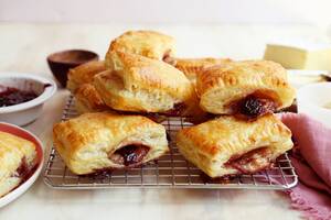 Fairly Odd Parent Porn Shota - Bite-Sized Baked Brie In Puff Pastry - Joy the Baker