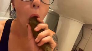 deepthroat turd - Turd blowjob - ThisVid.com