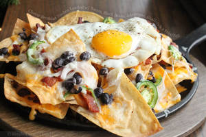 Black Food Porn - Cheesy Breakfast Nachos Loaded with Bacon, Black Beans, Jalapenos, Shallots  and a Fried