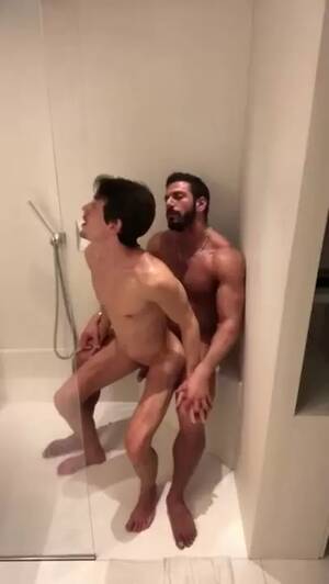 Hot Bodybuilder Gay Porn In The Shower - French Muscle God uses Twink in the Shower watch online