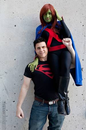 Cosplay Miss Martian Porn - Characters: Superboy (Kon-El) & Miss Martian (M'gann M'orzz) / From: DC  Comics 'Teen Titans' & DCAU's 'Young Justice' / Cosplayers: Unknown /  Photography: ...