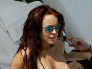 Lindsay Lohan Big Tits - Lindsay lohans naked boob