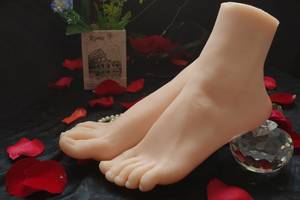 foot fetish sculpture - Sex glands in throat