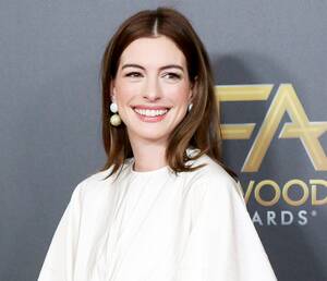 Anne Hathaway Blowjob Tape - Anne Hathaway's Best Quotes About Motherhood, Parenting