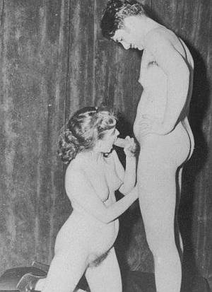 fellatio vintage erotica - vintage blowjob photo