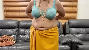 Indian Mature Bra Porn - Free Indian Bra Porn Videos | xHamster