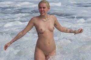 miley cyrus naked boobs beach - Porn - Sex - XXX! on X: \