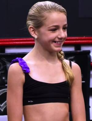 Dance Moms Chloe Lukasiak Pussy - 804370b0c5fc5dfedc3394721e3bff20.jpg 512Ã—676 pixels