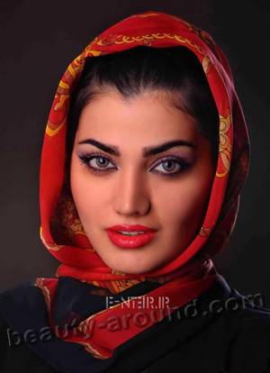 Beautiful Iranian Mother Porn - Nasim Fetrat is a beautiful iranian actress photo