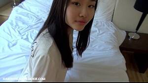 japanese teen amateur - Homemade Japanese teen gets fucked hard at home - XVIDEOS.COM
