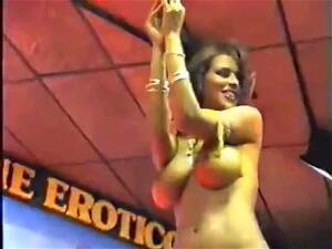 Naked Women Dancing Porn - Watch Beautiful woman dancing naked in front of huge crowd - Exotic,  Beautiful, Belly Dance Porn - SpankBang