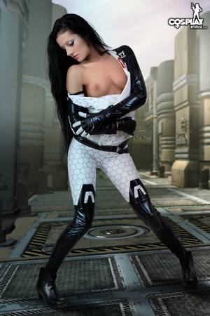 Mass Effect 2 Cosplay Porn - 