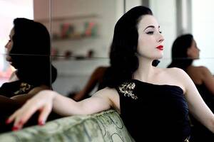 Dita Von Teese Heels Porn - Dita Von Teese, From Burlesque to a Brand - The New York Times