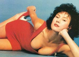 free vintage nude pictures tilley - JENNIFER TILLY