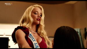 Mahete Kills Amber Heard Porn - Amber Heard â€“ Machete Kills (2013) HD 1080p