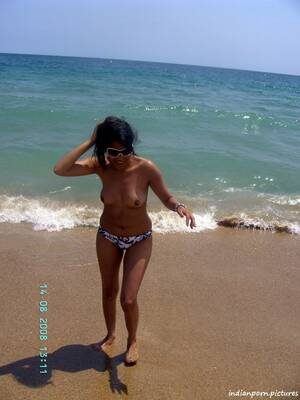indian topless bikini - Indian girl topless beach picture - Indian Porn Pictures
