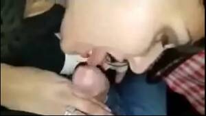 handjob restaurant public - Handjob & Blowjob in a restaurant - XVIDEOS.COM