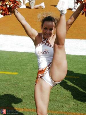 free cheerleader upskirt no panties - Cheerleader No Panties - Sexdicted